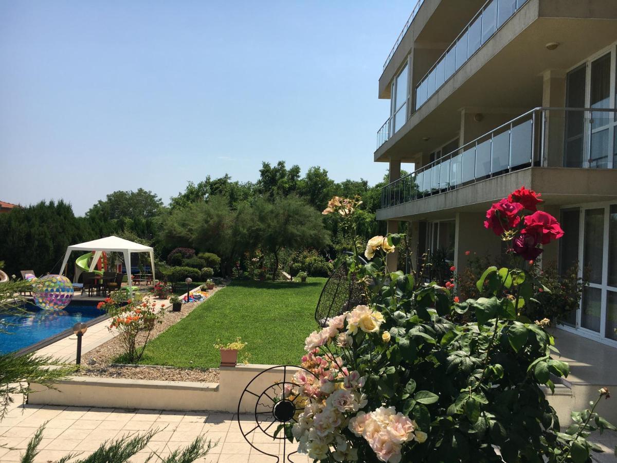 Sea Dream Rental Apartments Warna Zewnętrze zdjęcie