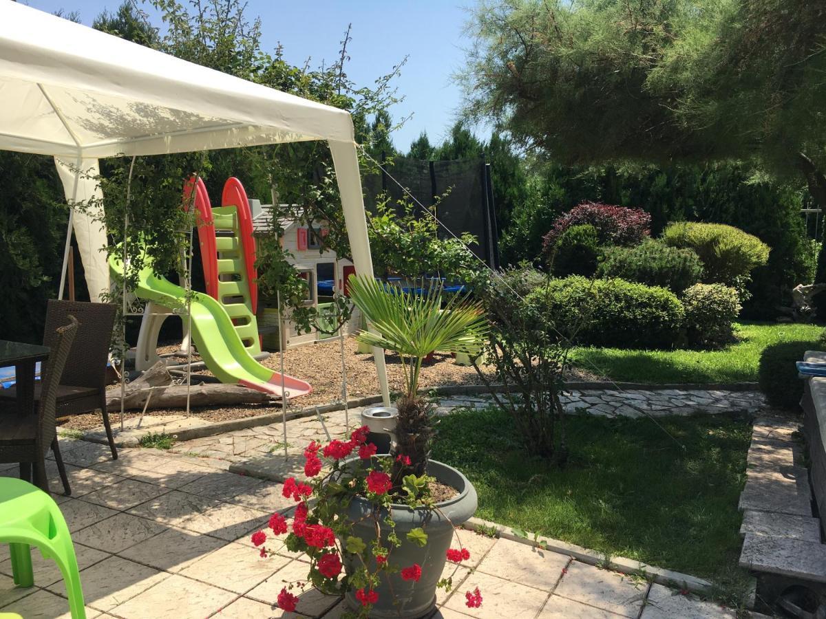 Sea Dream Rental Apartments Warna Zewnętrze zdjęcie